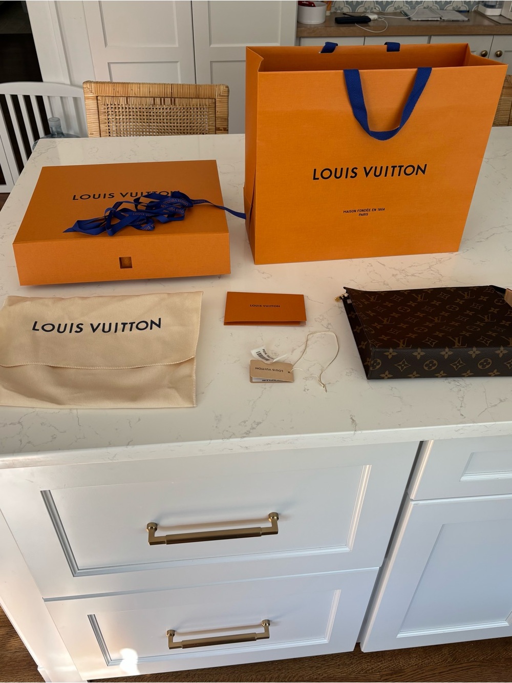 NWT Louis Vuitton toilette 26